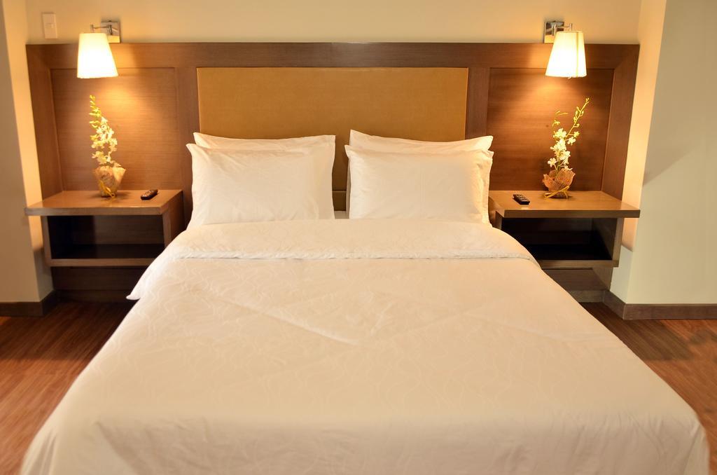 Rivermount Hotel And Resort Sarrat Dış mekan fotoğraf