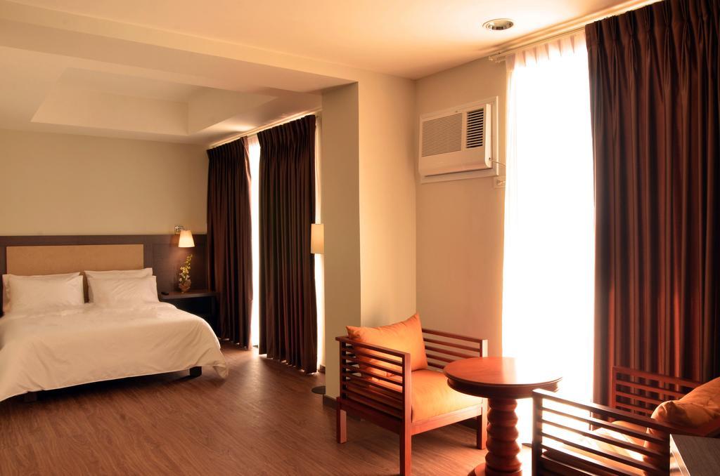 Rivermount Hotel And Resort Sarrat Dış mekan fotoğraf