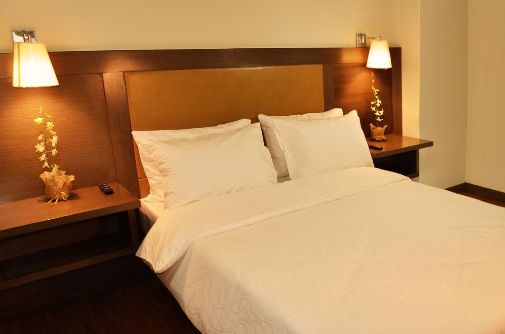 Rivermount Hotel And Resort Sarrat Dış mekan fotoğraf