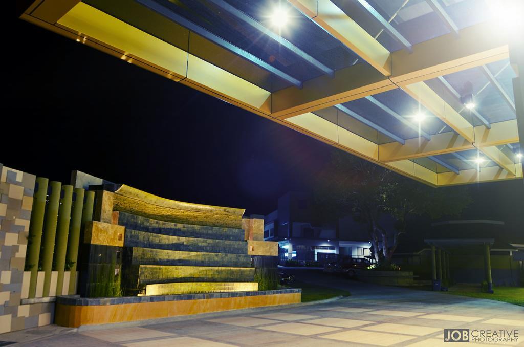 Rivermount Hotel And Resort Sarrat Dış mekan fotoğraf