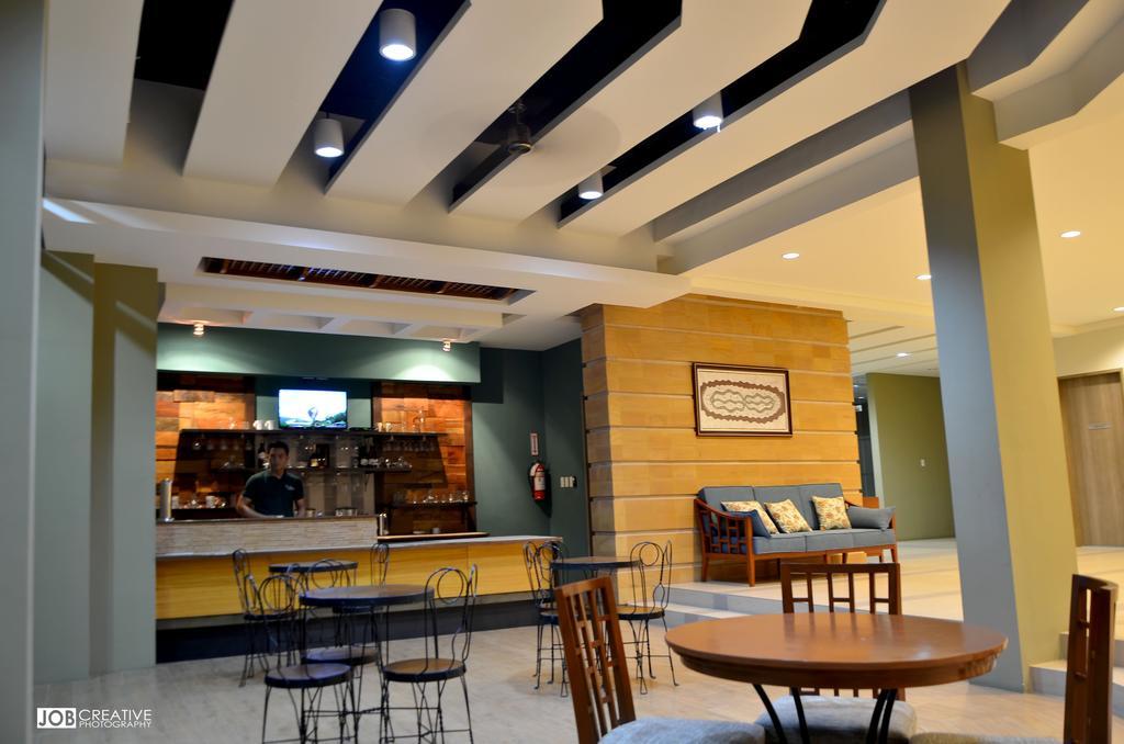Rivermount Hotel And Resort Sarrat Dış mekan fotoğraf