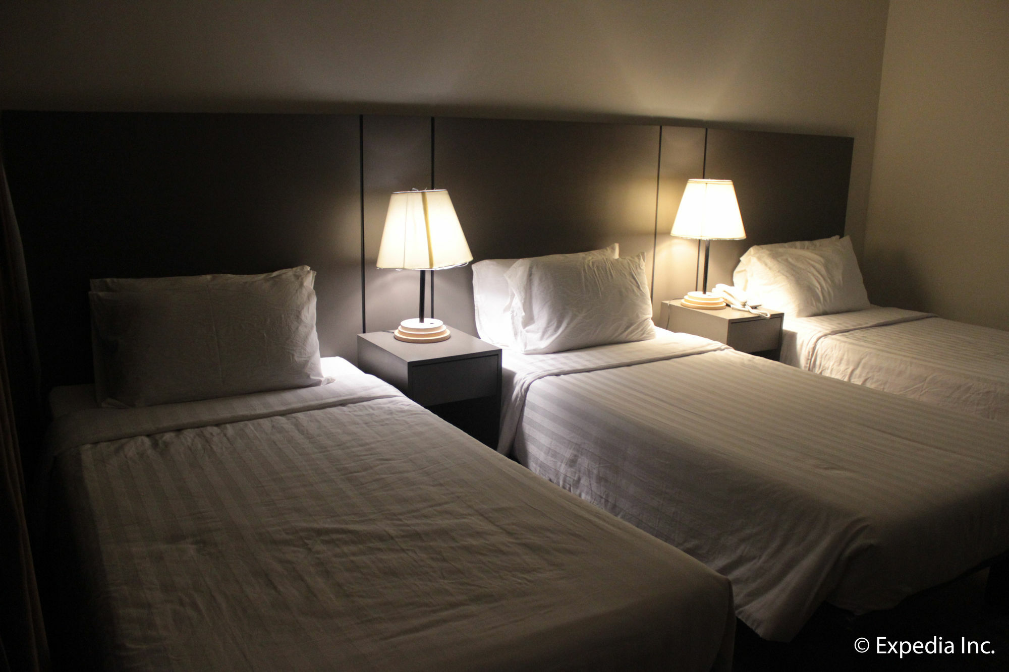 Rivermount Hotel And Resort Sarrat Dış mekan fotoğraf